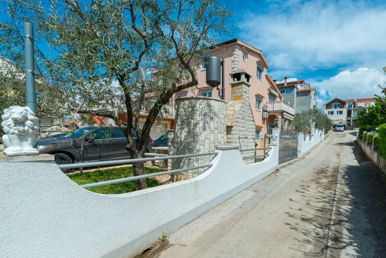 Katy & David Apartments Zadar Buitenkant foto